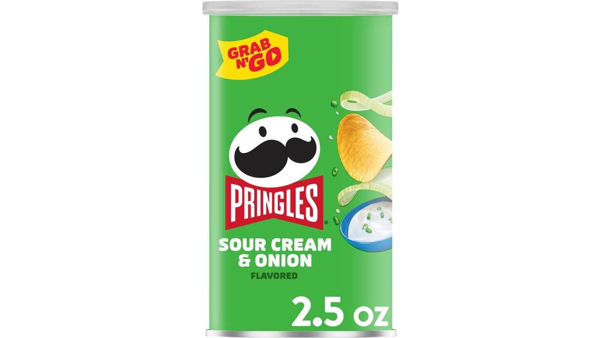 Pringles Sour Cream & Onion Potato Crisps (7.05 oz)